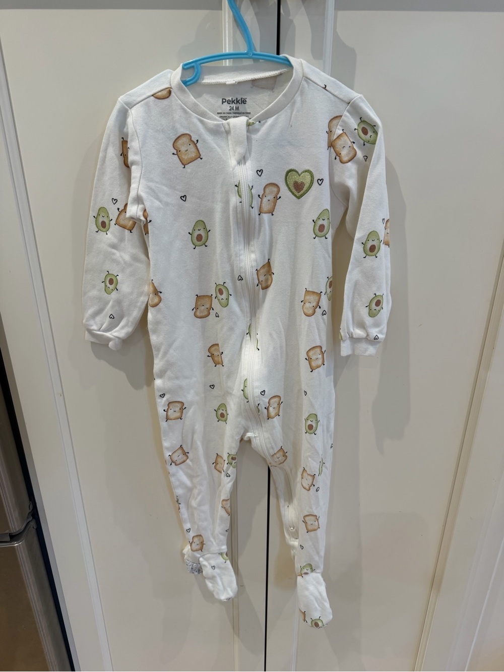 Pekkle 24m White Avocado & Toast Print Footed One-Piece